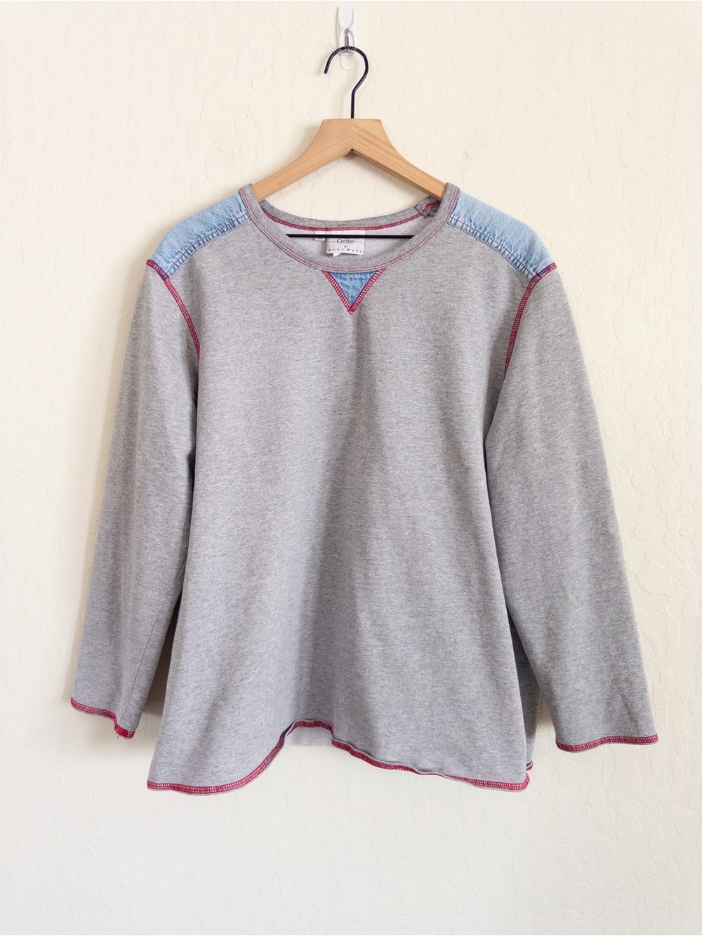 Hot Cotton by Marc Ware Pullover Crewneck Sweatshirt Large Gray Red Chambray
